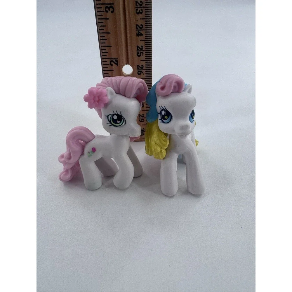 MY LITTLE PONY PONYVILLE Mini Figures G3 Bay Breeze and Blossomfourth 2006